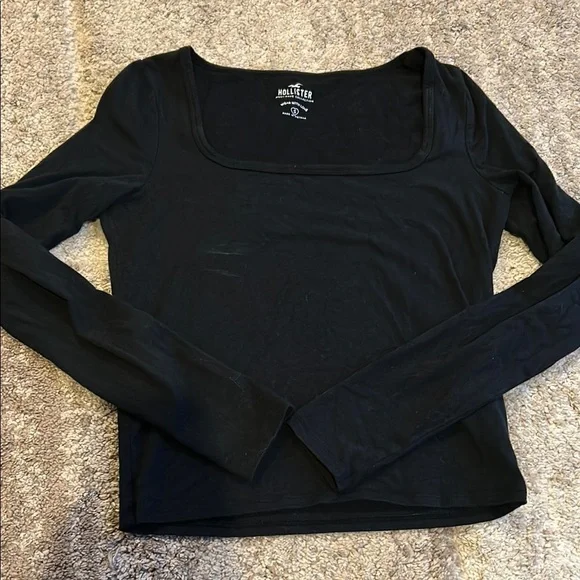 Hollister Women's Black Long Sleeve Top​ - Picture 3 of 5